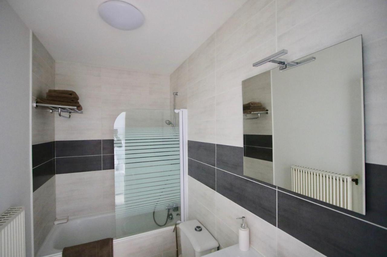 Pipon Apartment Fougeres Bagian luar foto